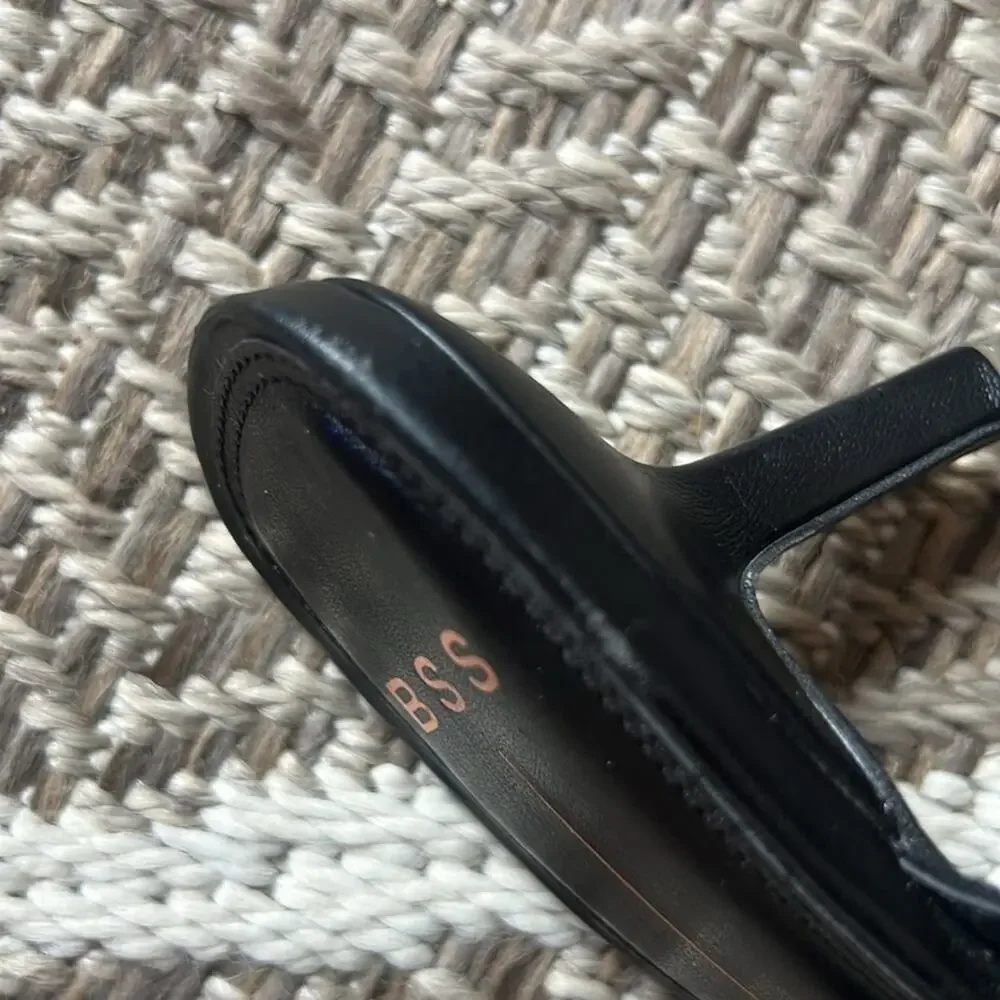 Black Suede Studio pump Sz 38.5